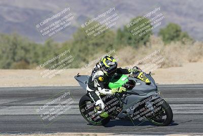 media/Dec-01-2025-Moto Forza (Mon) [[2daa91e15f]]/1-Advanced Group/Session 4 Turn 9/